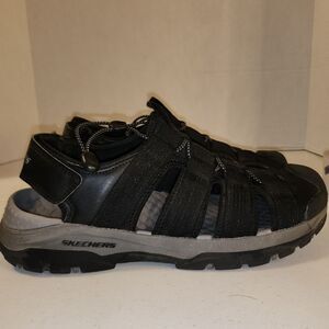 Skechers Men's Bump Toe Hiking Walking Sandals Black Sz 10